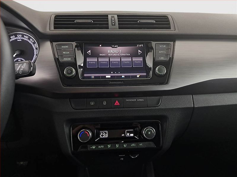 Škoda Fabia (2019) Style 1.0 TSI, ČR,1.maj - fotka 12 z 17