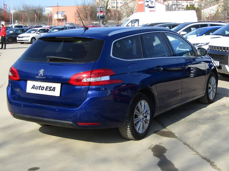 Peugeot 308 (2017) 1.6HDi, ČR, LED, autoAC - fotka 5 z 18