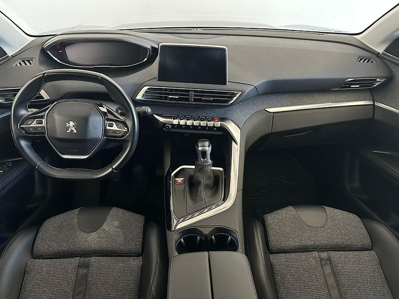Peugeot 5008 (2018) 1.2PureTech,ALLURE,DPH,130HP - fotka 10 z 21