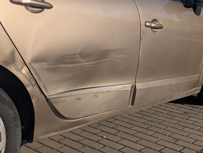 Renault Scénic (2014) NEFUNKČNÍ KLIMA, nová STK - fotka 15 z 17