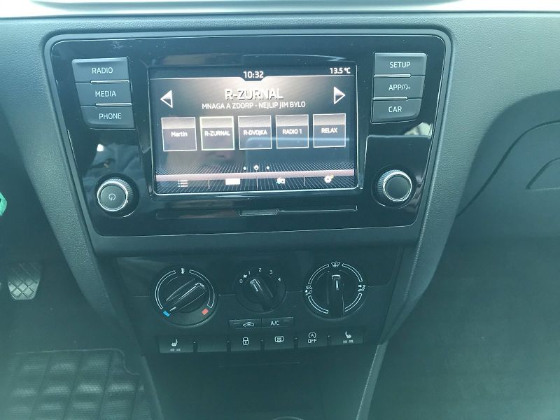 Škoda Rapid (2017) Ambition 1,0 TSI - fotka 12 z 24