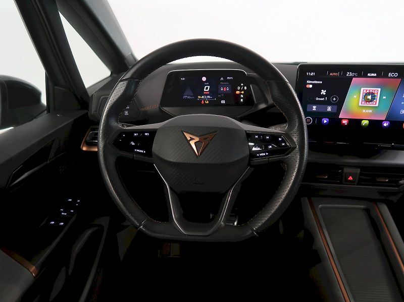 Cupra Born (2023) ELECTRIC 150KW / 62kWh ALU18 - fotka 14 z 35