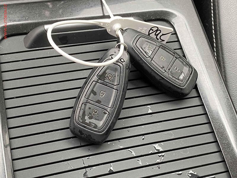 Ford Kuga (2019) 1.5 EB, Titanium, TZ, navi - fotka 17 z 17