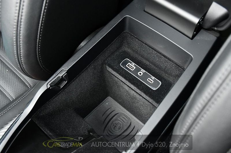 Alfa Romeo Stelvio 2.9V6 Bi-T.382 kW QUADRIFOGLIO - fotka 38 z 55