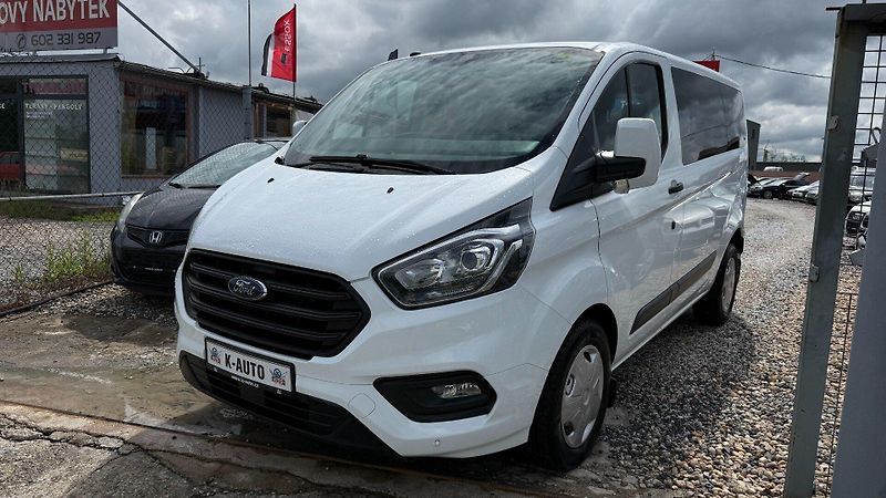 Ford Transit Custom (2018) 2.0TDCi 77kW *L1H1*9míst* - fotka 1 z 22