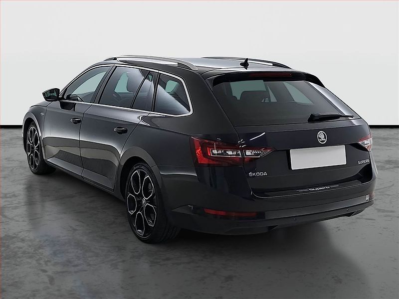 Škoda Superb (2017) Laurin&Klement 2.0 TDI, Kůže - fotka 4 z 19