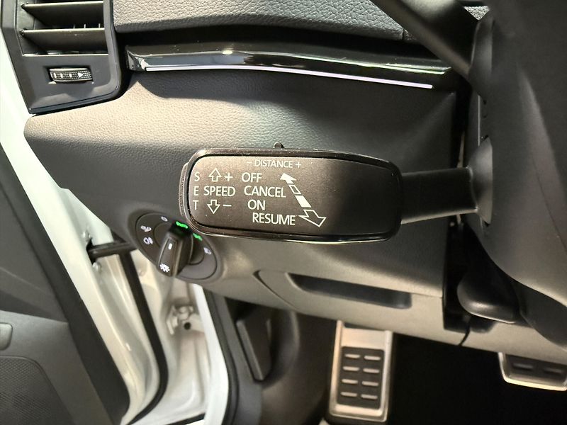Škoda Karoq 1.5 TSI 110kW Sportline DSG - fotka 9 z 15