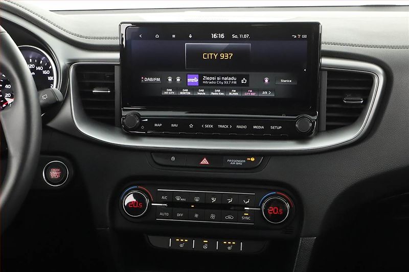Kia Ceed (2025) Top 1.5 T-GDI - fotka 11 z 15