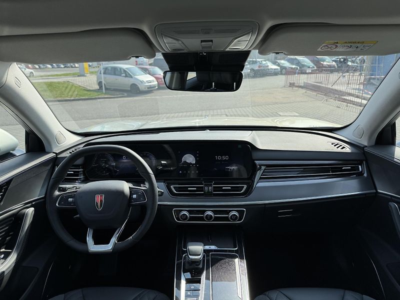 Hongqi HS5 (2025) 2.0T Executive 4WD - fotka 11 z 20
