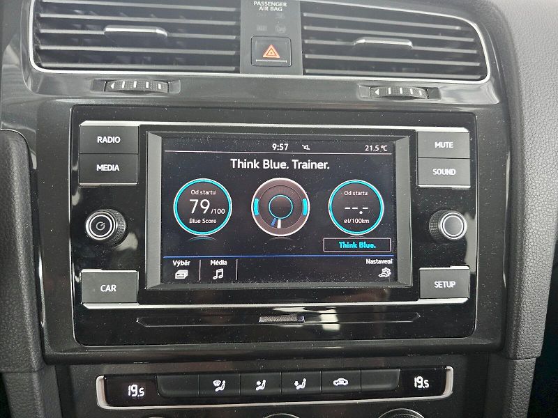 Volkswagen Golf (2018) 1.0TSI 81kW 6MT - fotka 18 z 28