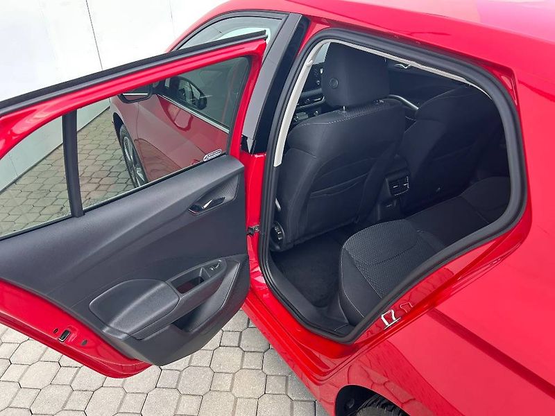 Škoda Fabia Style 6MP 1,0TSI - fotka 7 z 24