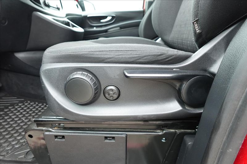 Mercedes-Benz Vito 2,2 119CDi  LONG 8MÍST KLIMA - fotka 25 z 42