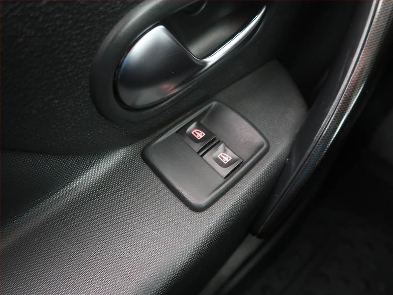 Dacia Logan (2017) 0.9 TCe, Tažné, za dobrou cenu - fotka 15 z 15