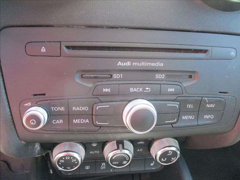 Audi A1 1,2 TSi, klima,Navi,serv.kn. - fotka 20 z 32