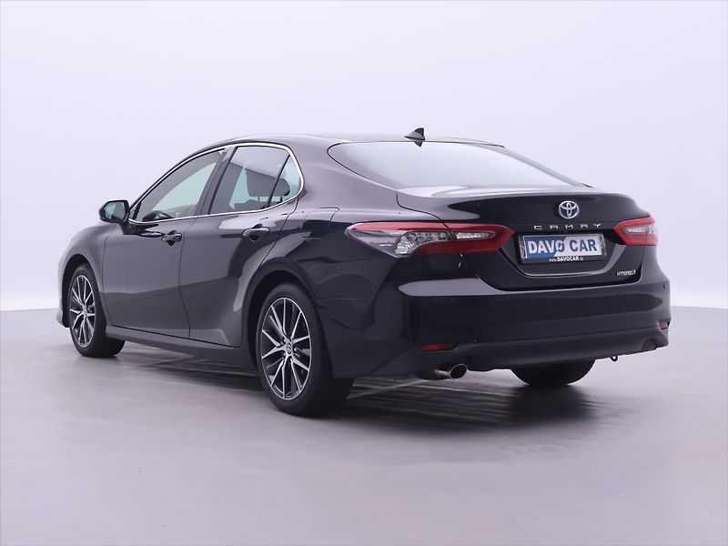 Toyota Camry 2,5 HEV Aut. CZ Executive DPH - fotka 5 z 40