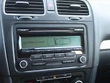 Volkswagen Golf (2011) 1.2 TSI, Automat - náhled 17