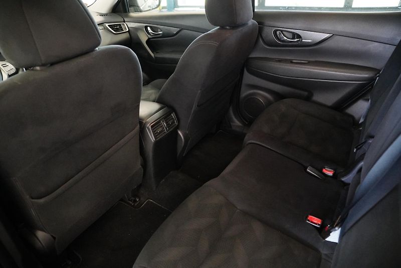 Nissan X-Trail - fotka 23 z 24