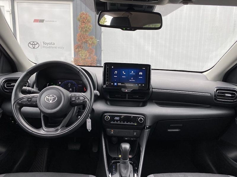 Toyota Yaris 1.5HEV, ČR, Style, DPH - fotka 10 z 14