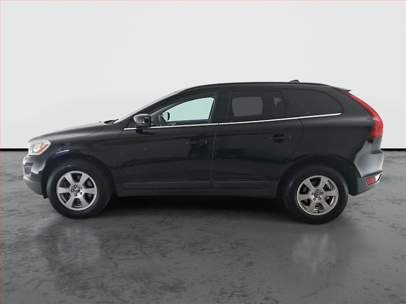 Volvo XC60 (2011) Momentum D4, Navi, Xenony - fotka 3 z 21
