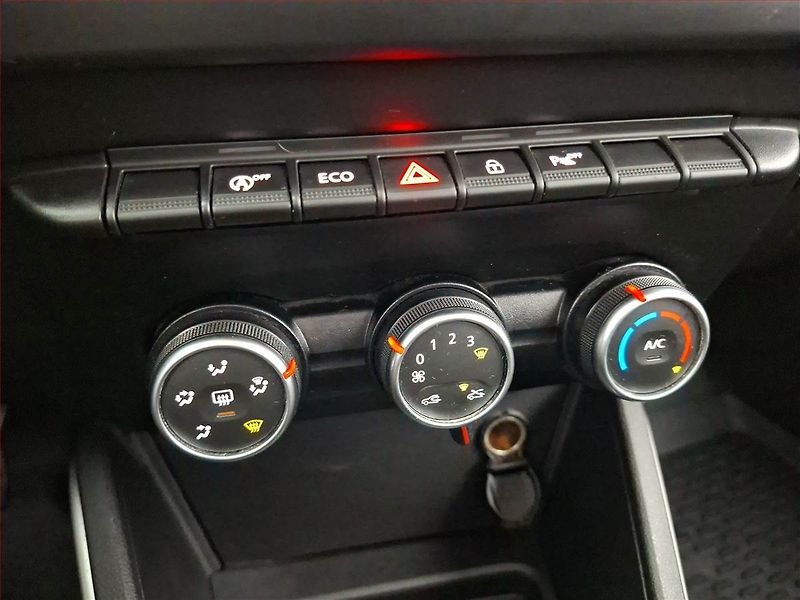 Dacia Duster (2018) 1.6 SCe, ČR,1.maj, Serv.kniha - fotka 16 z 18