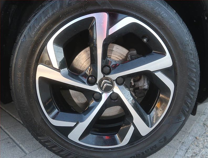 Citroën C5 Aircross (2019) BlueHDi 130, Serv.kniha - fotka 14 z 15