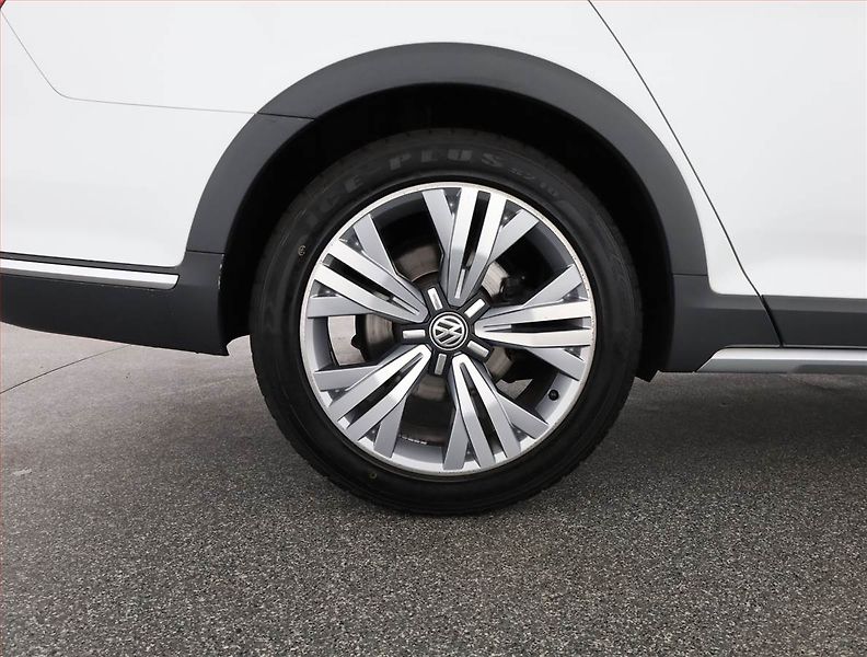 Volkswagen Passat (2017) Alltrack 2.0 TDI, 4X4 - fotka 20 z 20