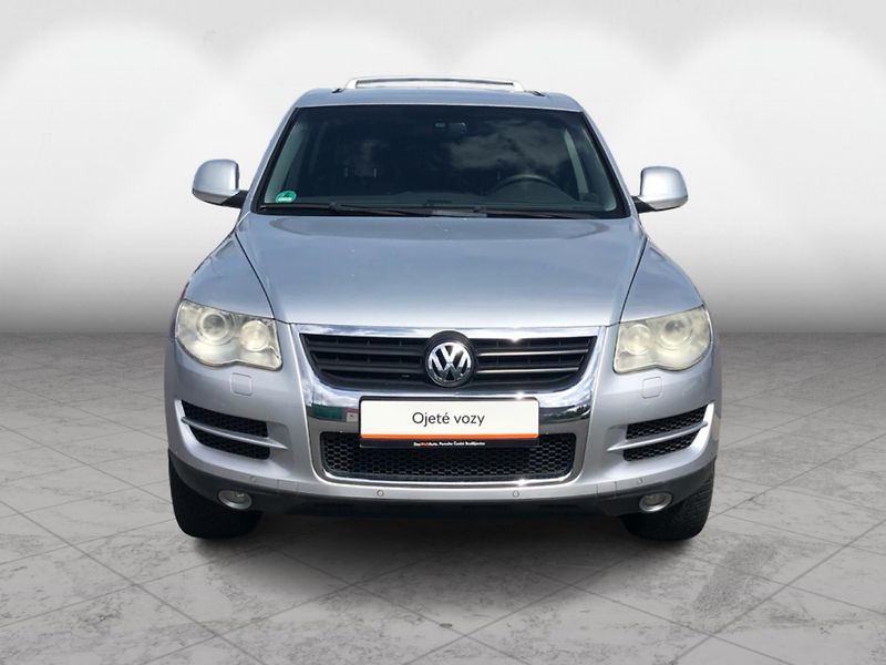 Volkswagen Touareg A 3,0 TDI - fotka 4 z 26