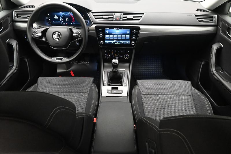 Škoda Superb 2,0 TDI 110 kW Style Záruka až - fotka 15 z 30