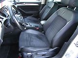 Volkswagen Passat (2018) 2.0TDi, 2.maj,ČR, R-Line, DSG - náhled 9