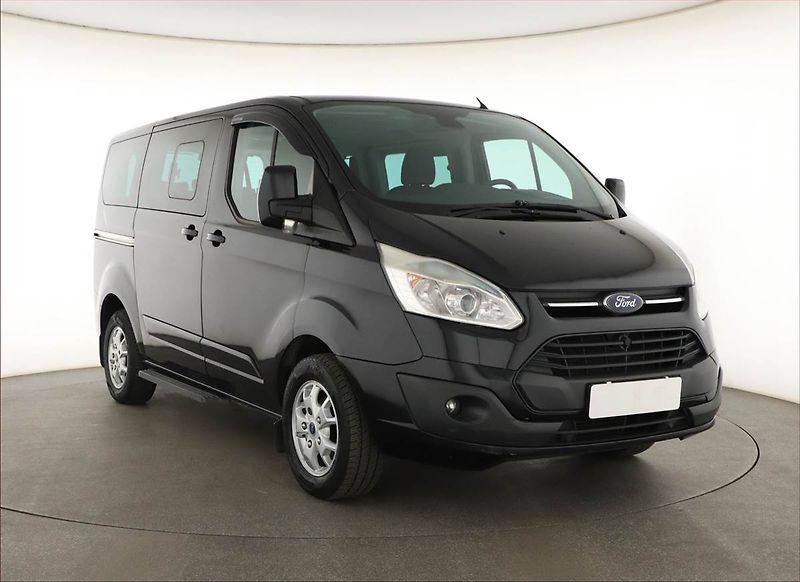 Ford Tourneo Custom (2013) Titanium 2.2 TDCi, ČR - fotografie inzerátu