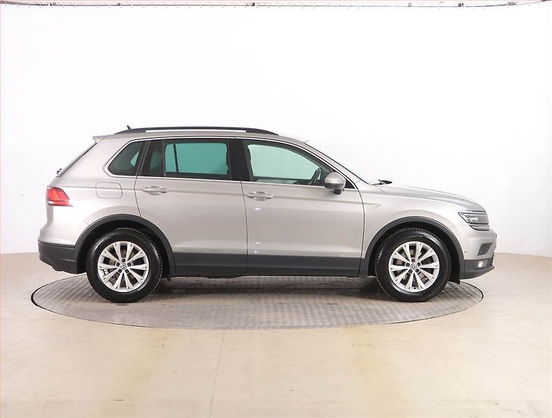 Volkswagen Tiguan (2018) Comfortline 2.0 TDI, Tempomat - fotka 6 z 18