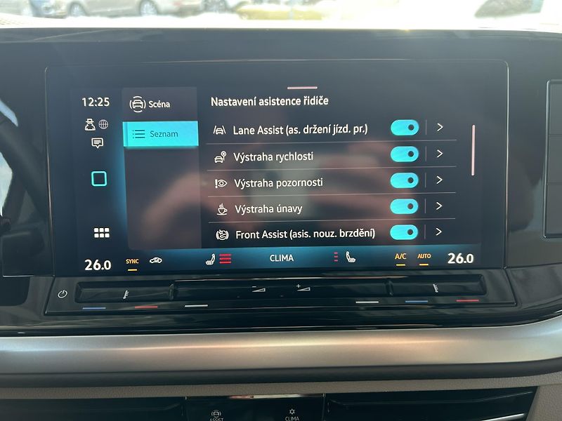 Volkswagen Multivan Long Life 2.0TDI 110kW DSG - fotka 23 z 25