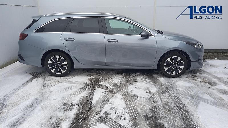 Kia Ceed SW (2025) 1,5 T-GDi GPF TOP - fotka 7 z 19