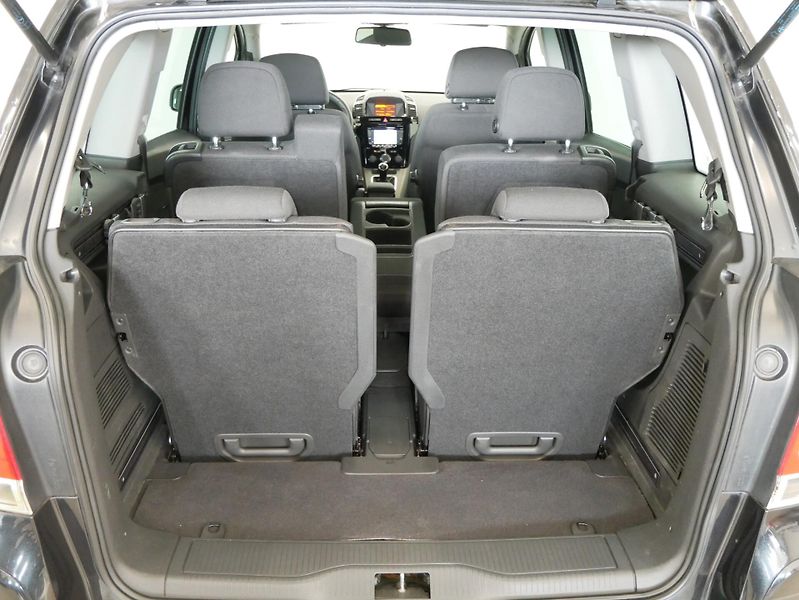 Opel Zafira - fotka 27 z 27