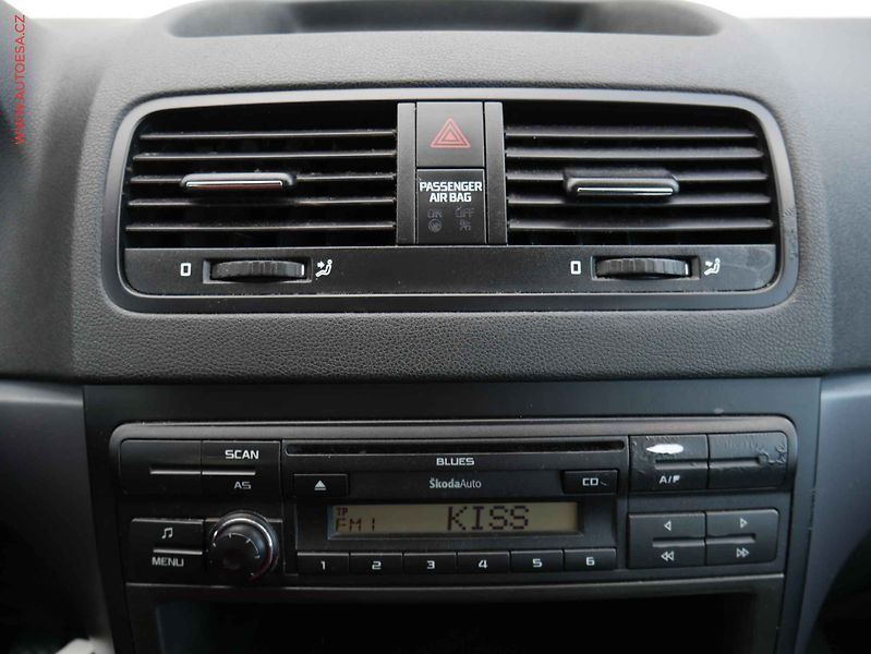 Škoda Yeti (2011) 1.2 TSI, AC - fotka 13 z 16