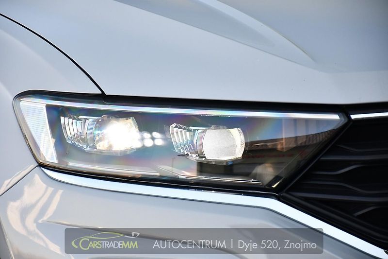 Volkswagen T-Roc 2.0TDi DSG 4M ACC LED - fotka 41 z 43