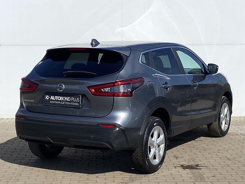 Nissan Qashqai 1.2 DIG-T 115k Czech Line - fotka 2 z 21