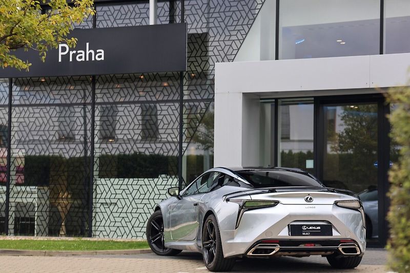 Lexus LC 500 500 BESPOKE - fotka 5 z 32