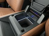 Land Rover Defender (2026) OCTA P635 AWD AUT - náhled 57