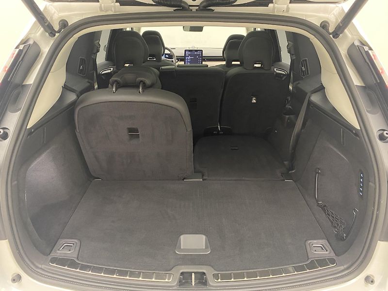 Volvo EX90 TWIN PERFORMANCE REZERVACE - fotka 33 z 57