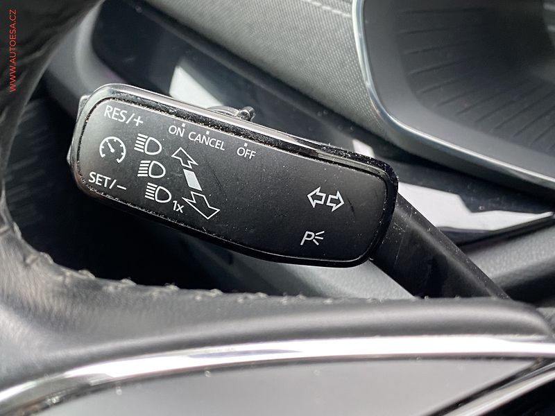 Škoda Octavia (2021) 2.0 TDi, 1.maj,ČR, Style, LED - fotka 13 z 16
