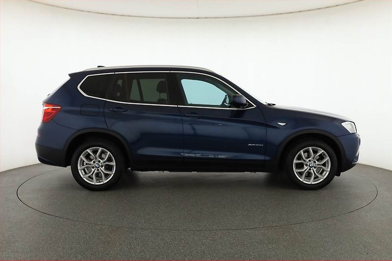 BMW X3 (2012) xDrive20d, 4X4, Automat, Kůže - fotka 6 z 19