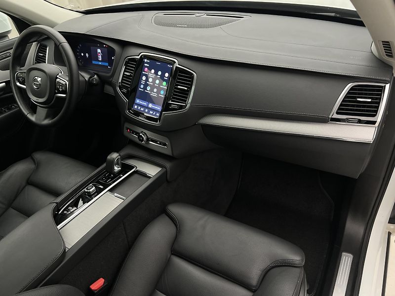 Volvo XC90 B5 AWD BRIGHT PLUS AUT 7 MÍST - fotka 24 z 49