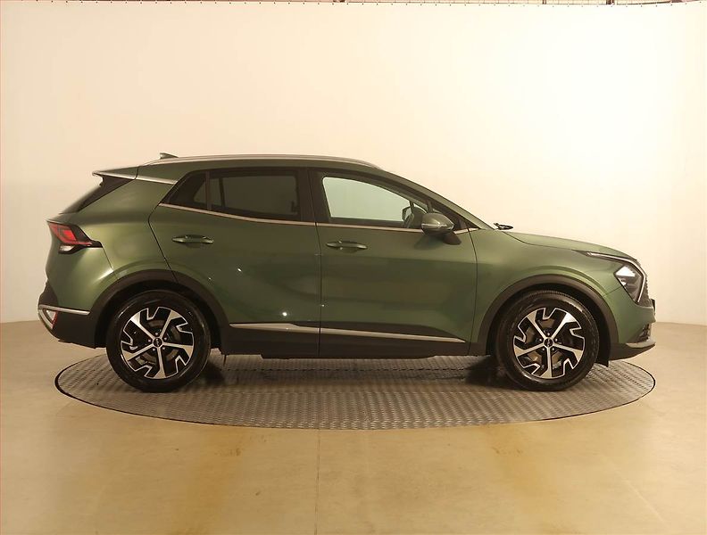 Kia Sportage (2022) Gold 1.6 T-GDI - fotka 6 z 22