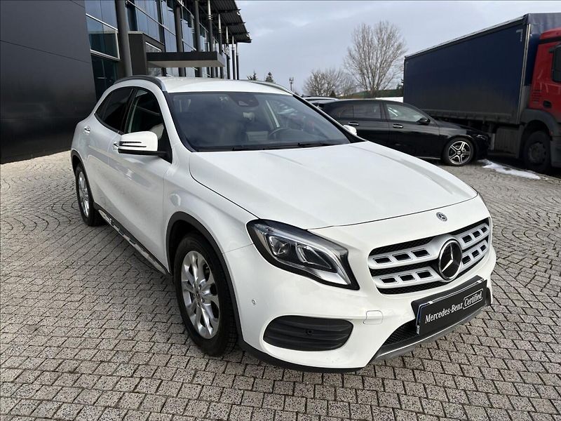 Mercedes-Benz GLA 2,0 220 4M,AMG,CZ,1.majitel - fotografie inzerátu