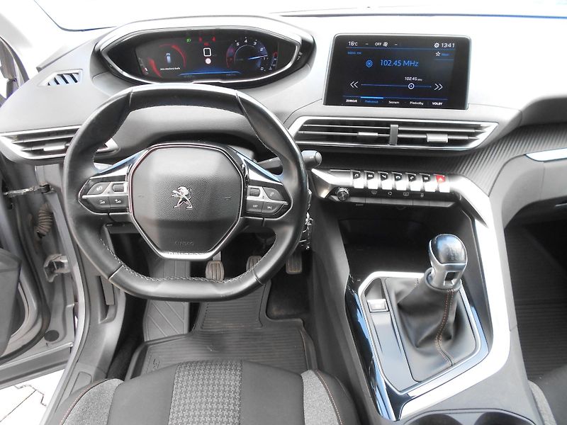 Peugeot 3008 Active 1,2 MAN ČR 1.majitel - fotka 6 z 9