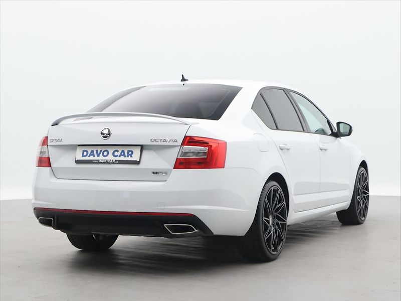 Škoda Octavia 2,0 TDI RS 135kW DSG CZ - fotka 7 z 29