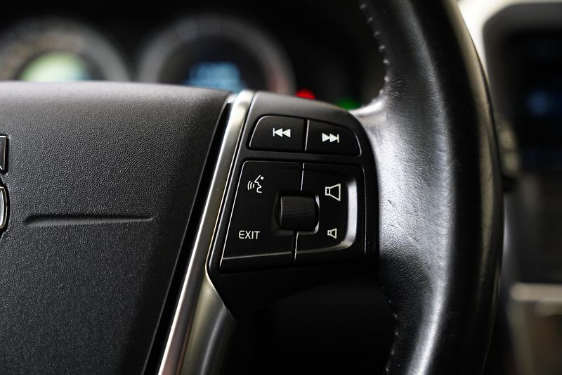 Volvo XC60 - fotka 16 z 26