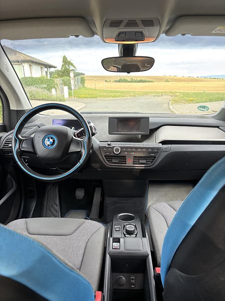 BMW i3 (2014) BMW i3, BMW i3 60 Ah r.v.2014  - fotka 22 z 23