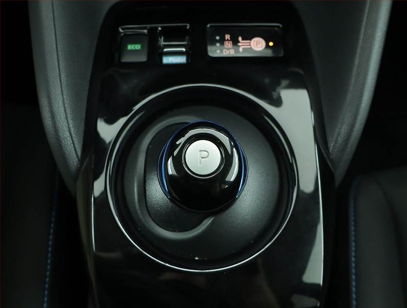 Nissan Leaf (2022) 40 kWh, SoH 89%, Automat - fotka 12 z 18